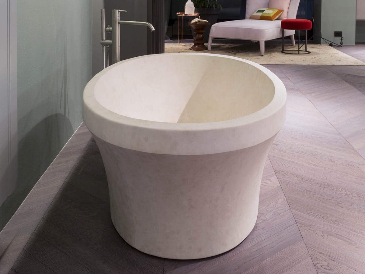 Epoque Bathtub