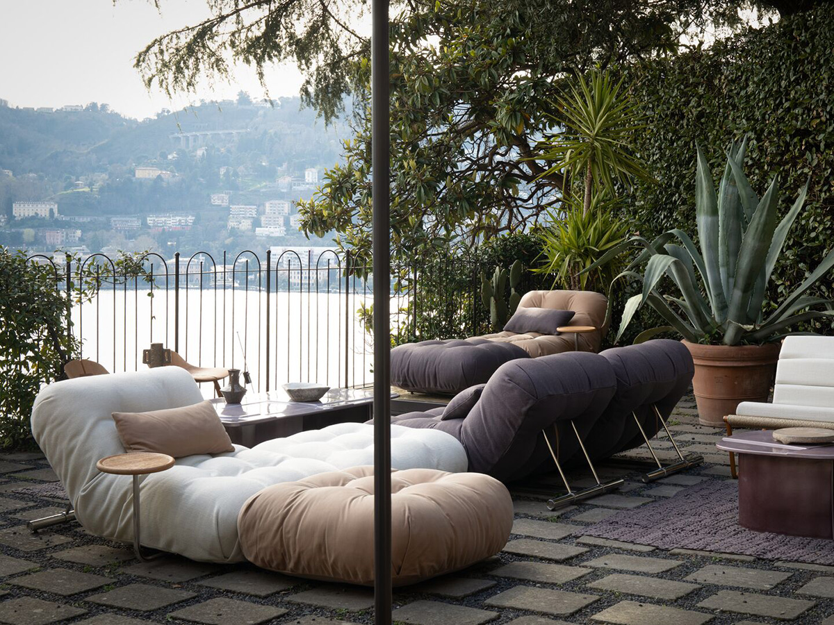 Eileen Divano Outdoor