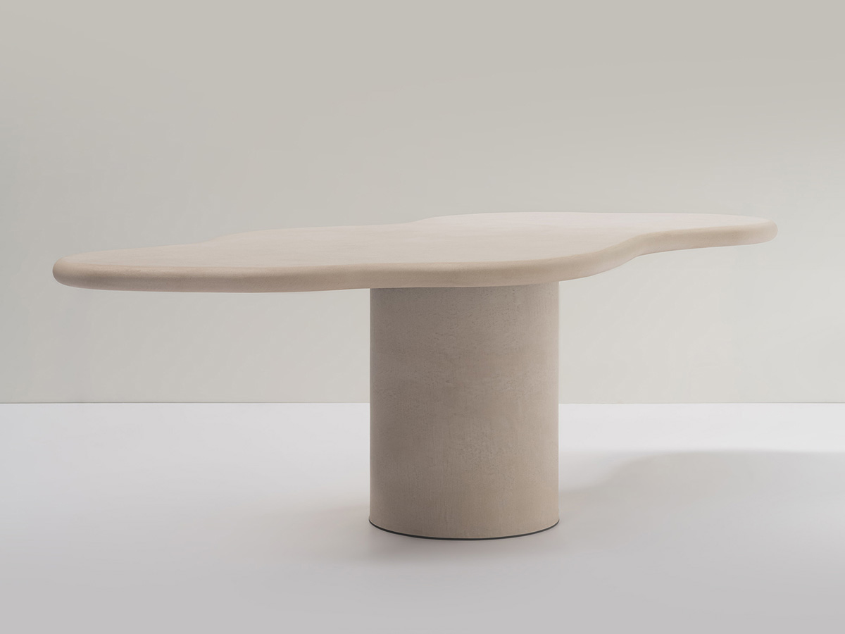 Out Of Line Dining Tavolo