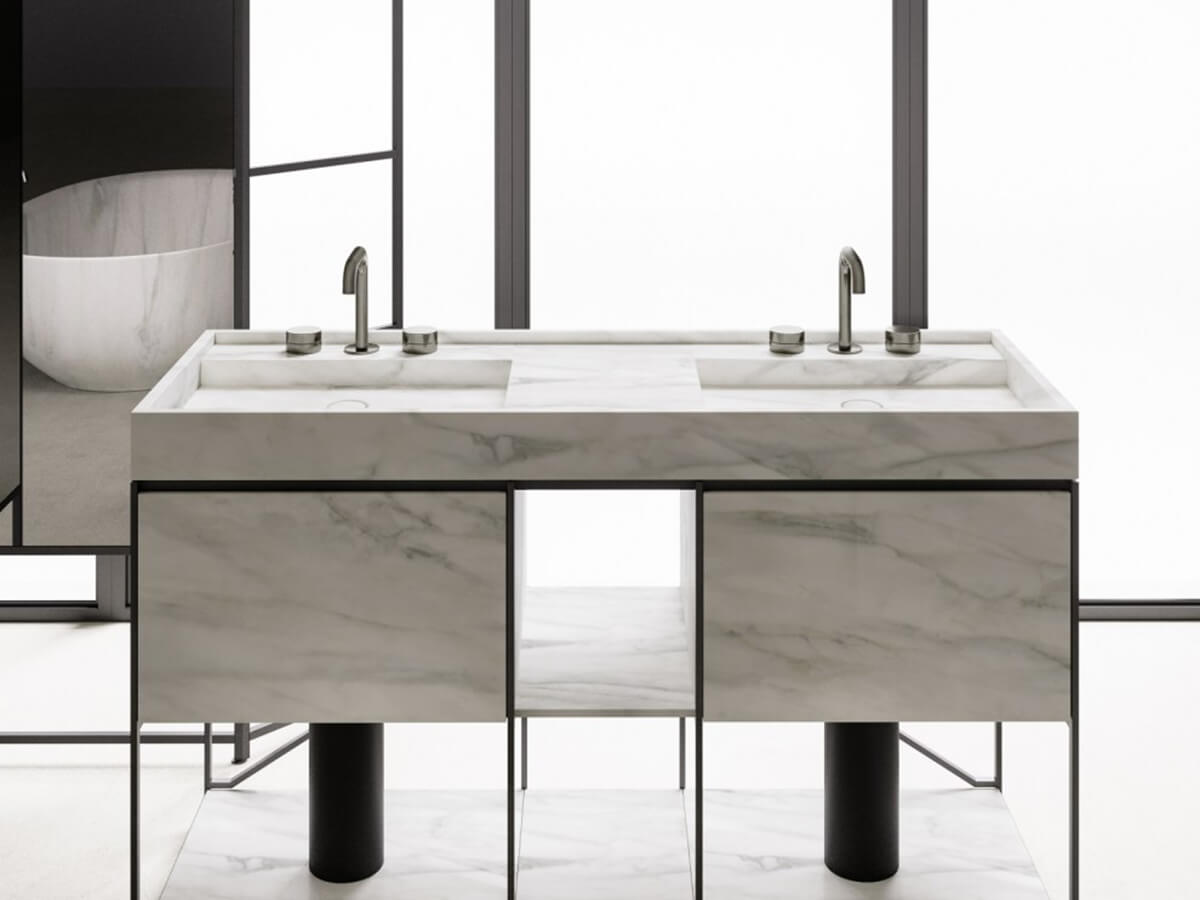 RIG Bathroom Cabinet