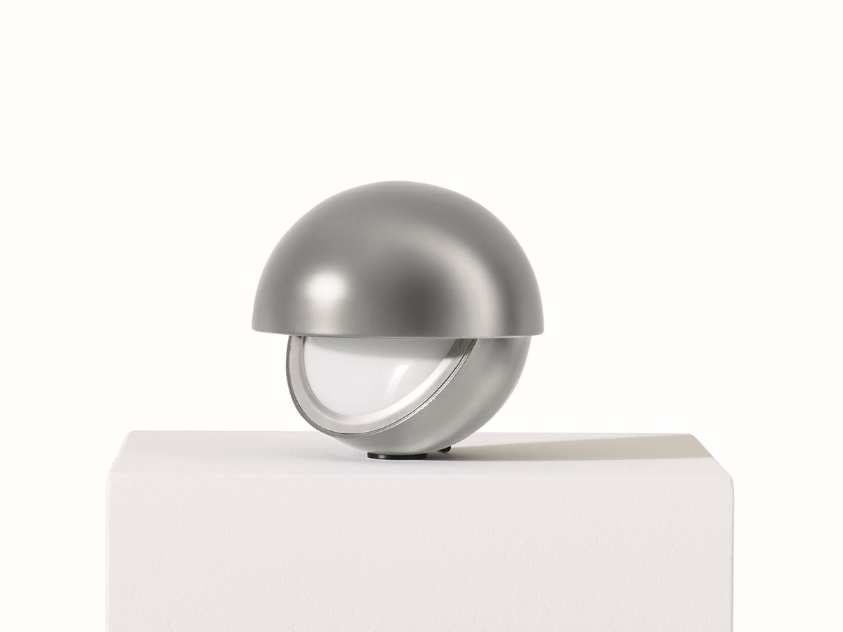 Cassina Palpebra Lampada da Tavolo 