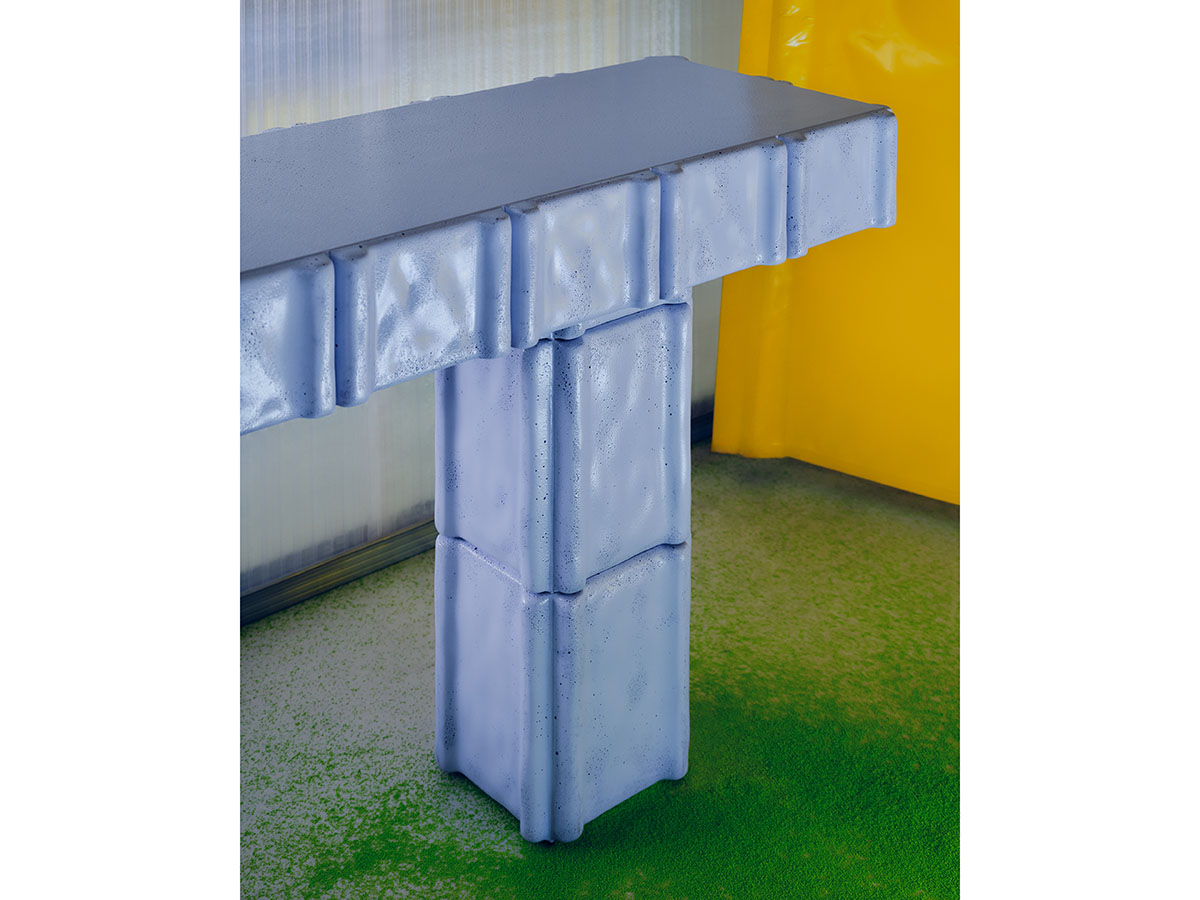 Riva Console