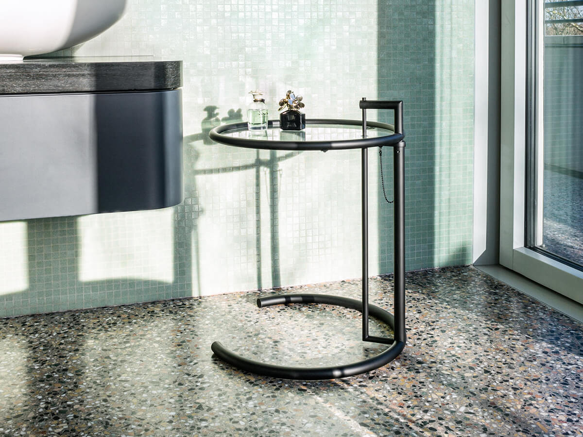 Adjustable Table E1027 Coffee Table