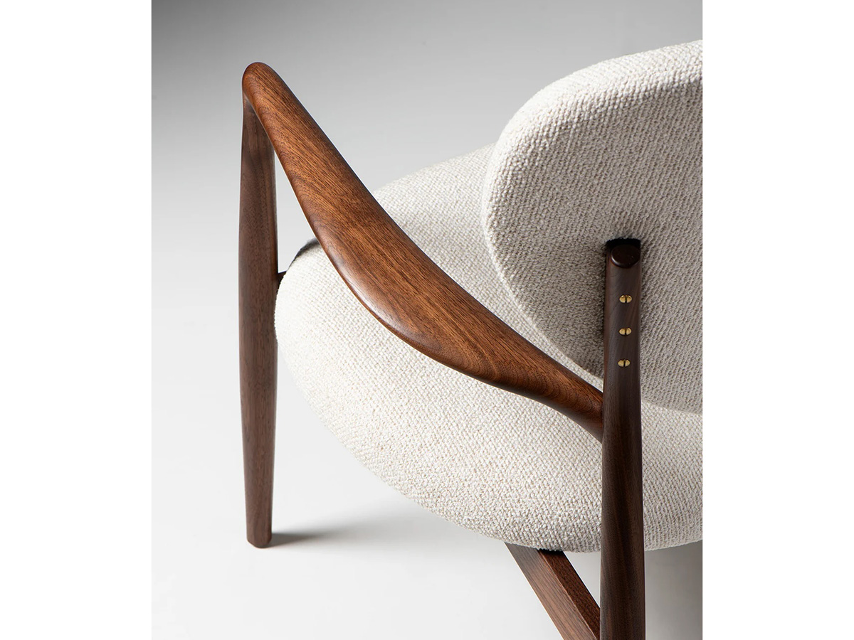 Medallion Chair Poltrona
