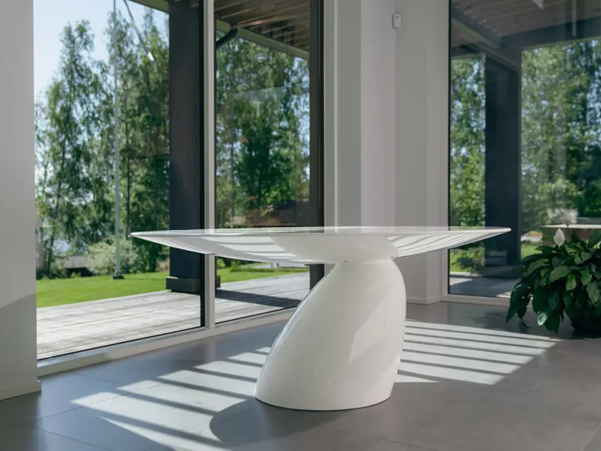 Parabel Table