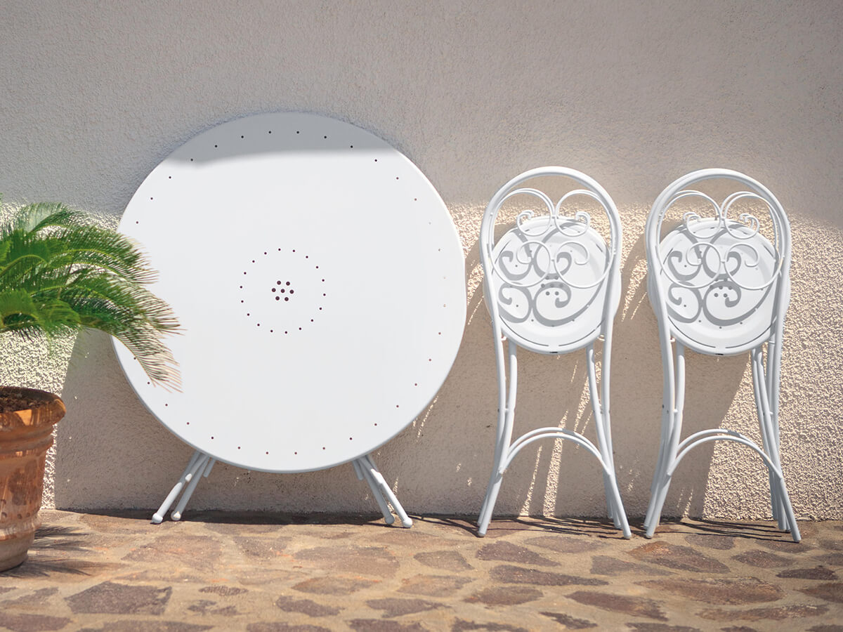 Pigalle Outdoor Table