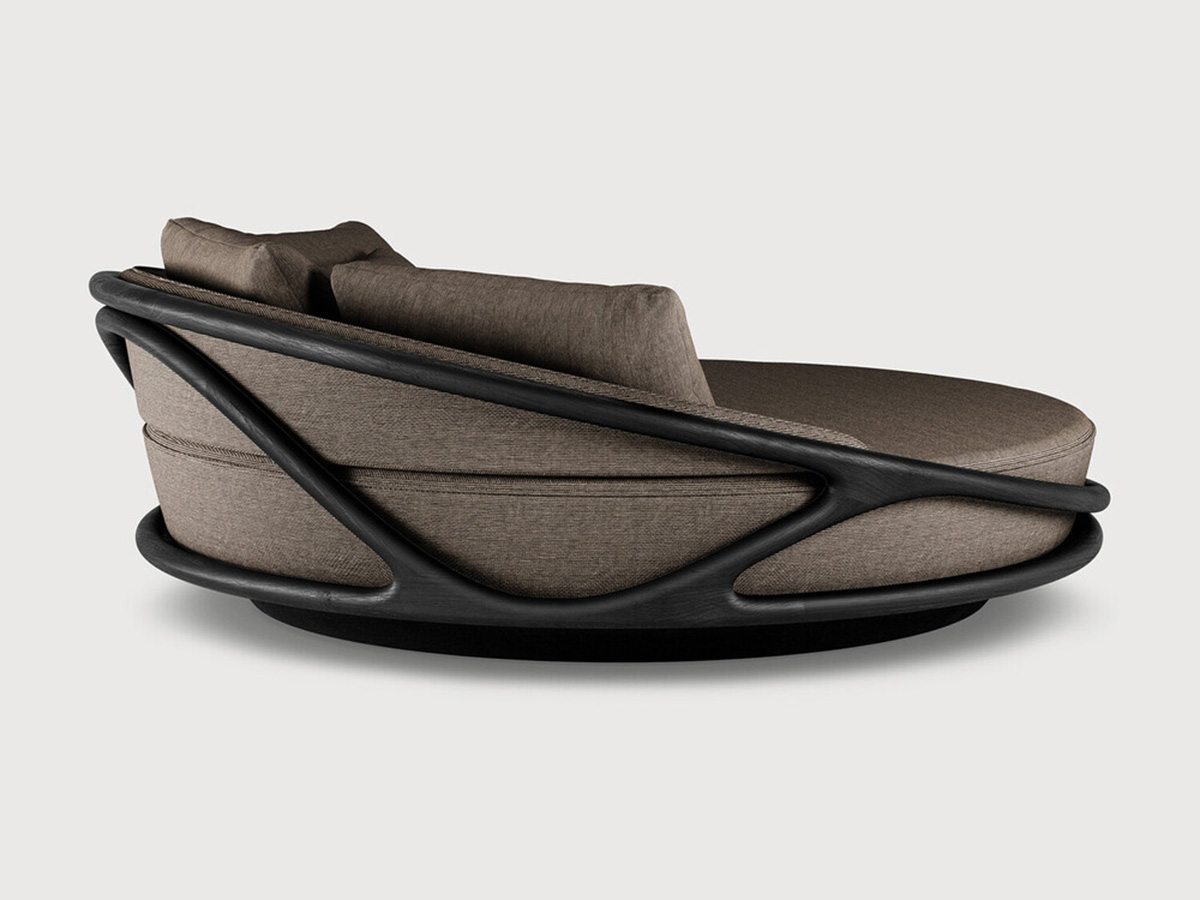 Solis Lounge Bed
