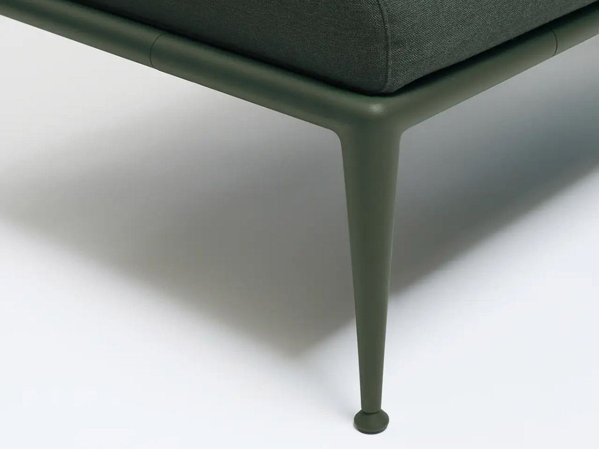 New Joint Outdoor Armchair