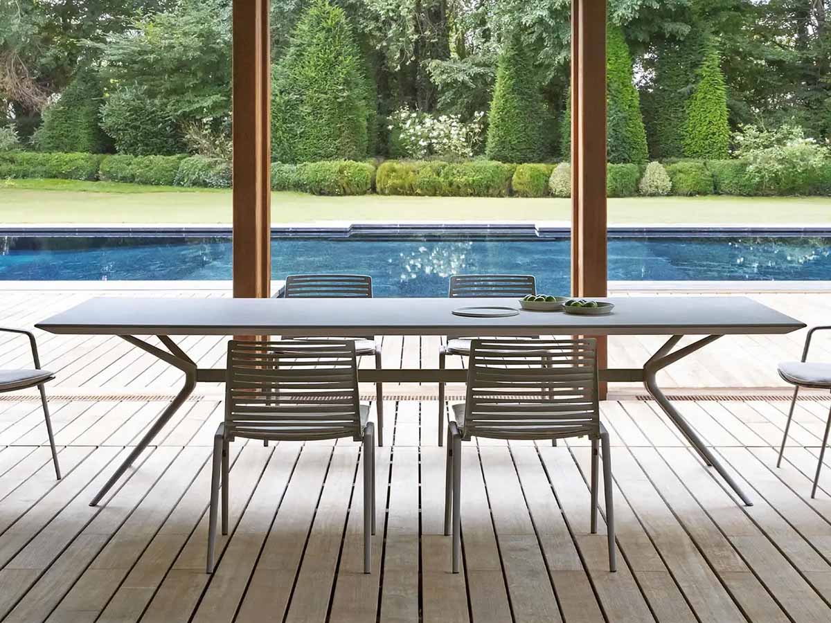 Moai Outdoor Table