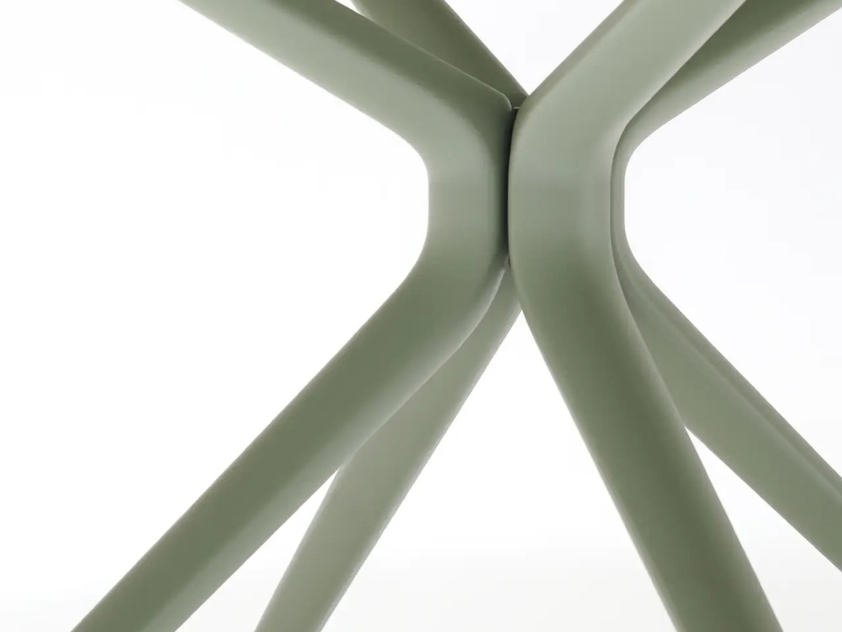 Moai Outdoor Table