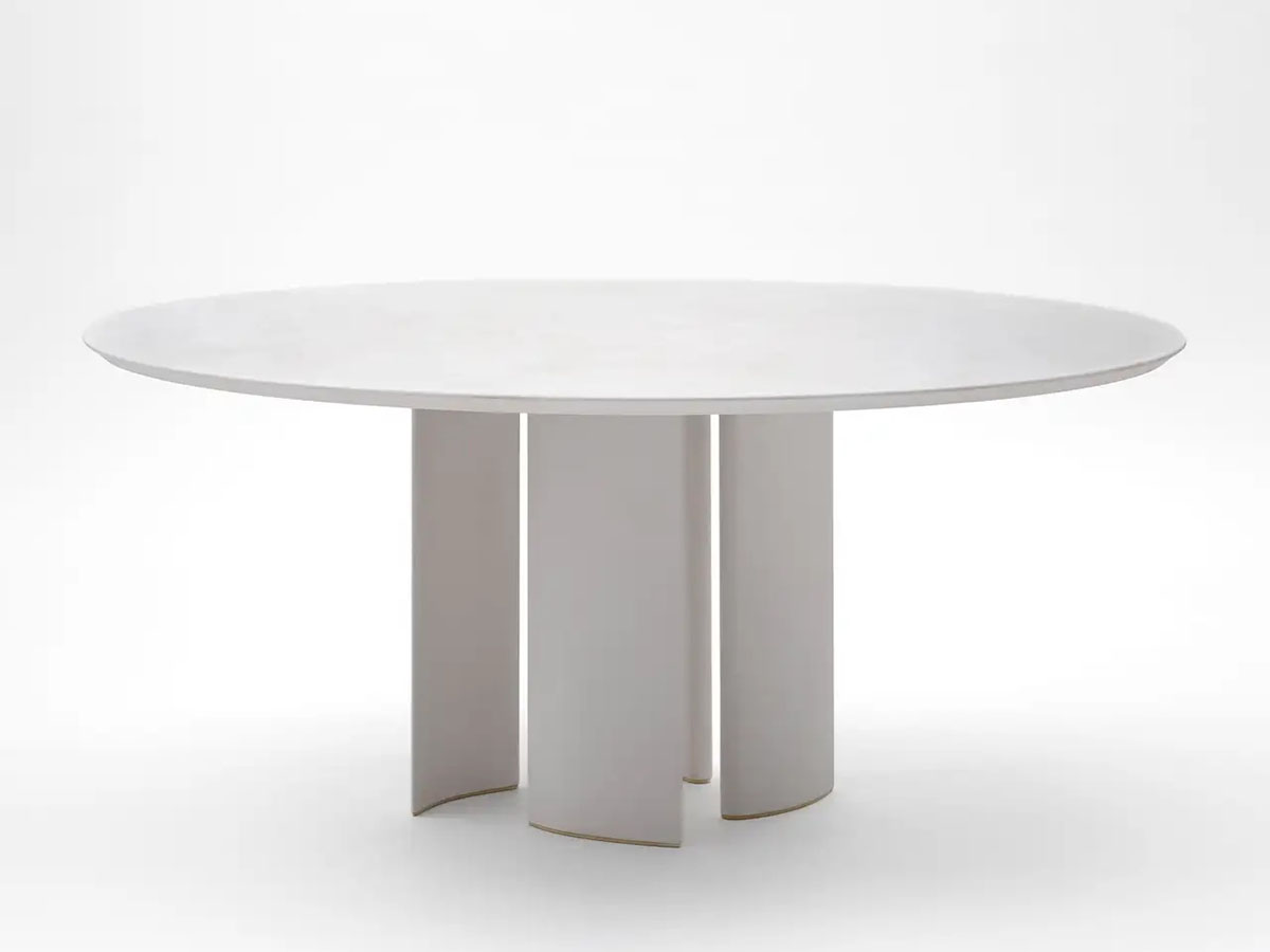 Naca Outdoor Table