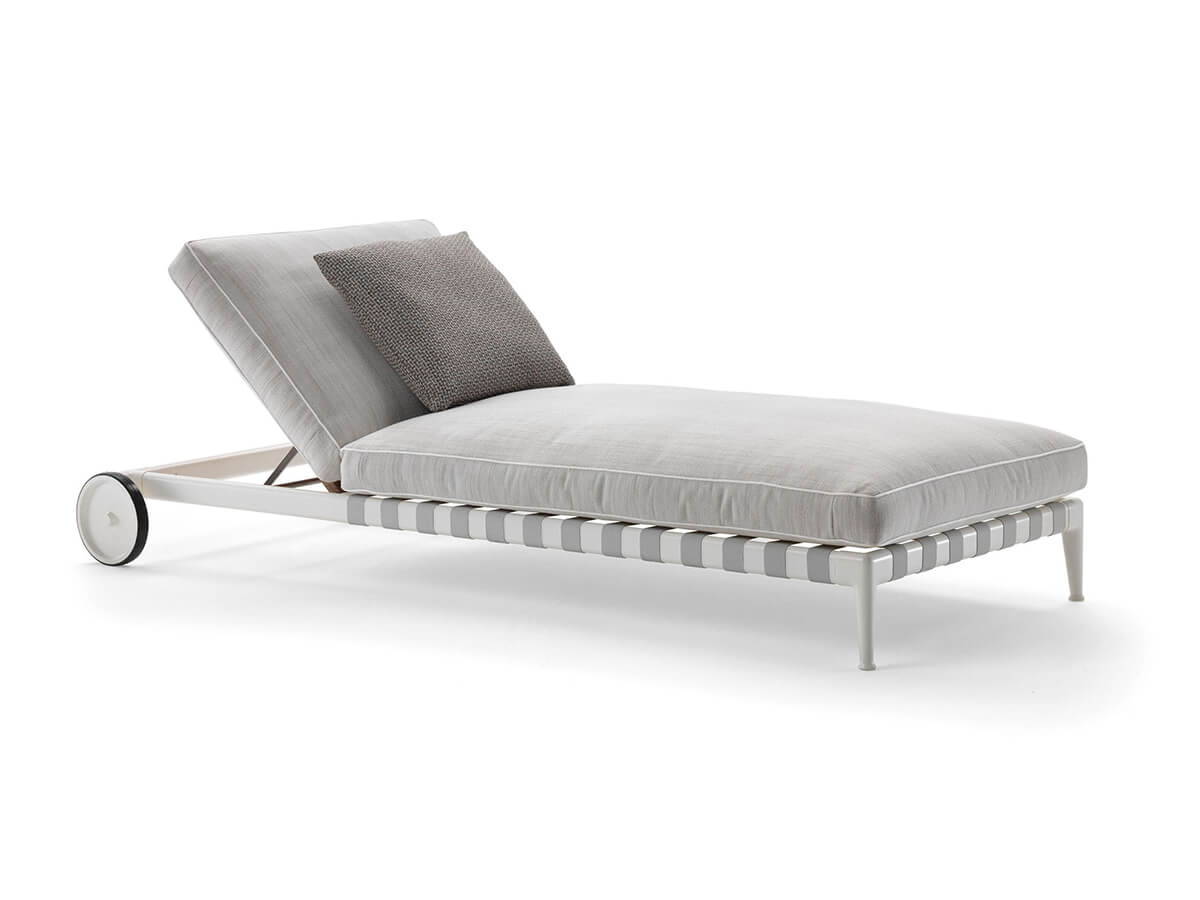 Flexform Atlante Outdoor Sun Lounger With Castors