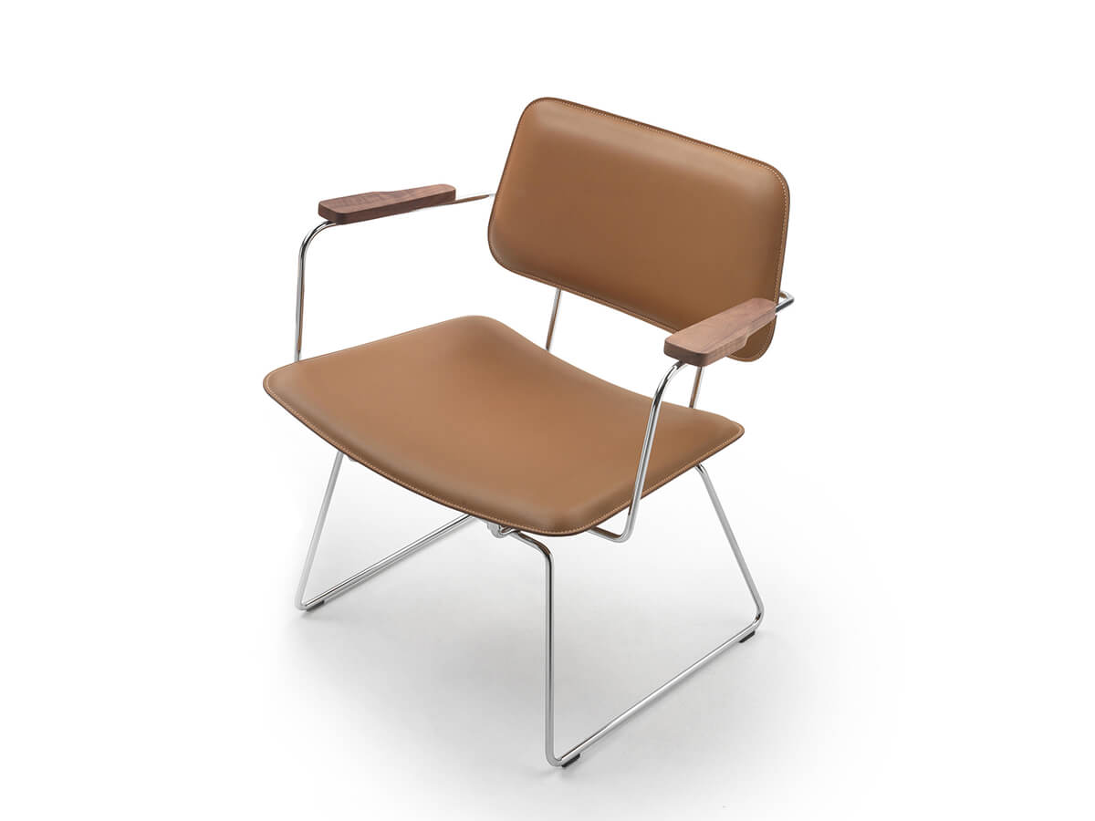 Echoes Armchair - S.H. with Armrests