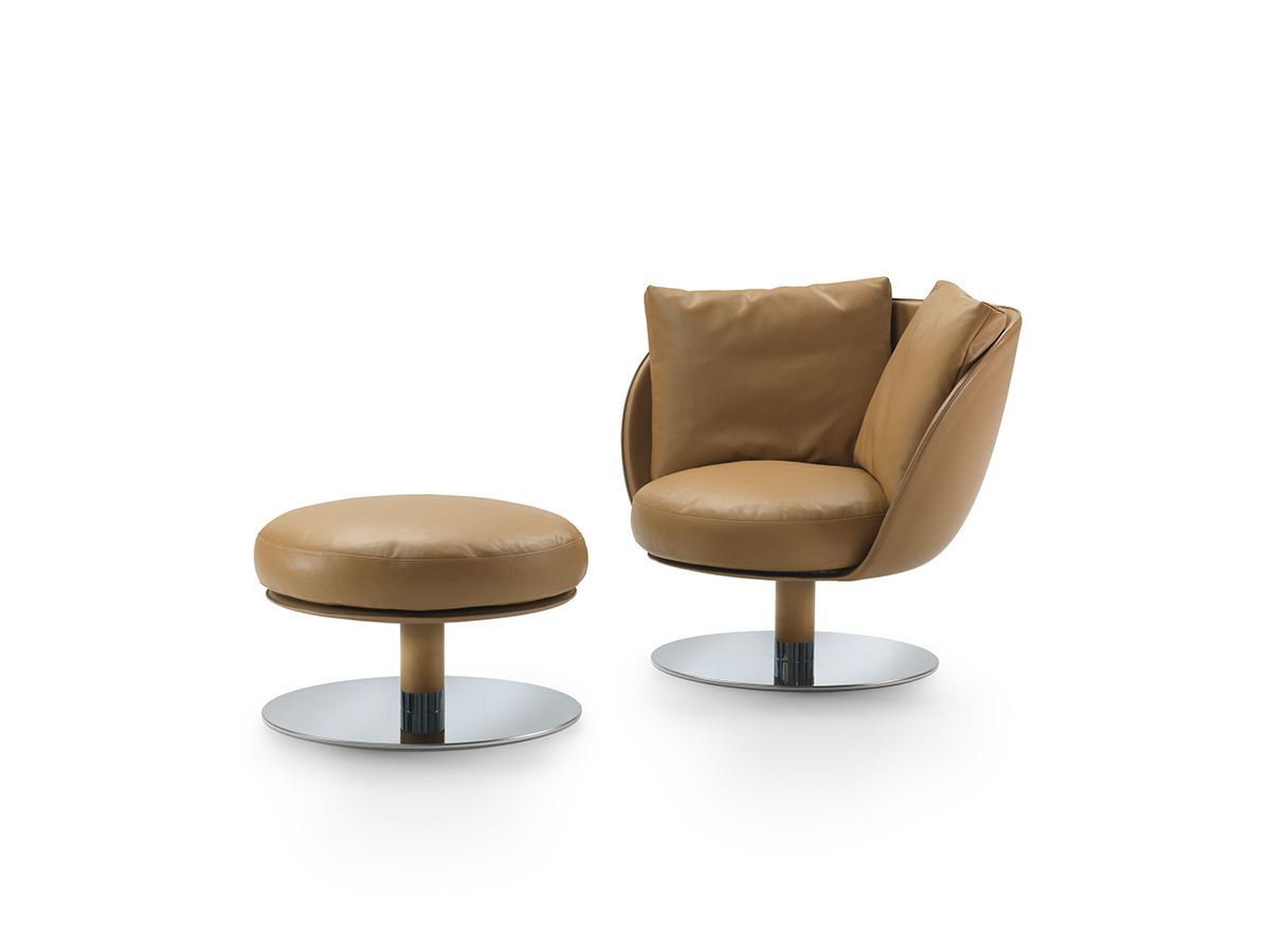 Eri Armchair