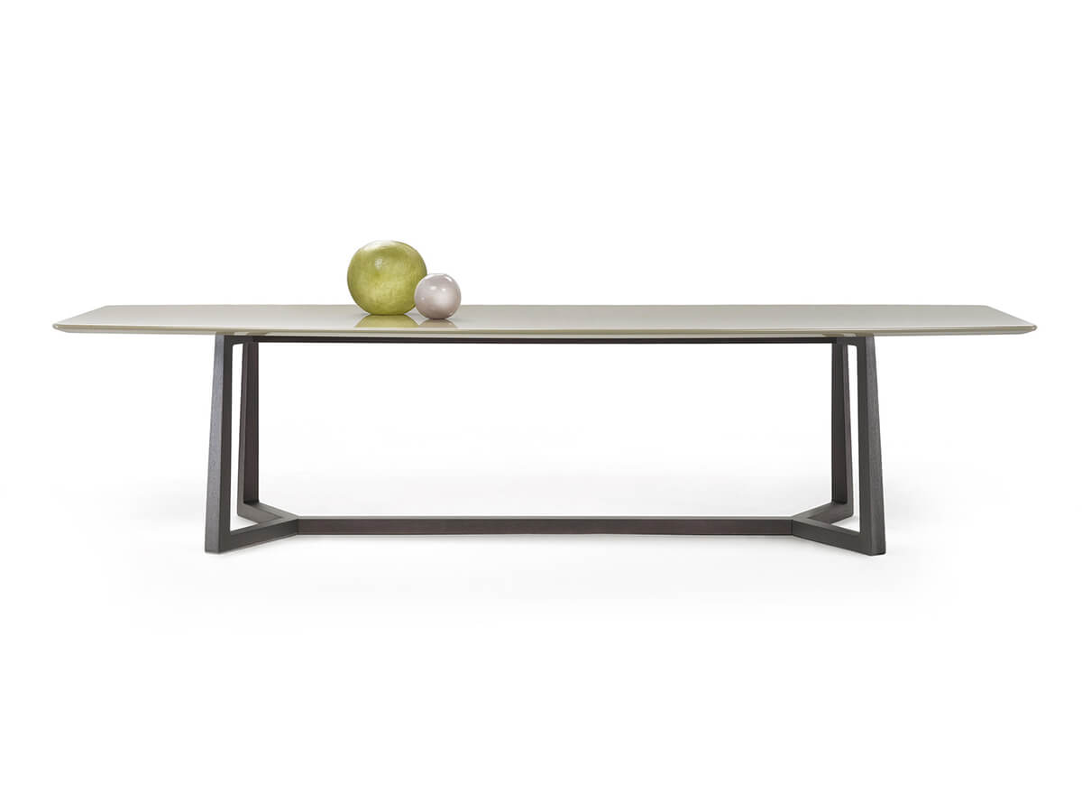 Flexform Gipsy Table 