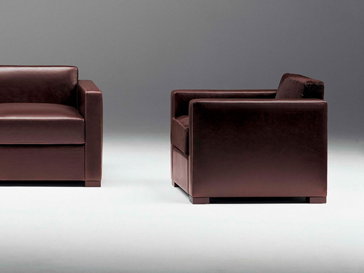 Linea A Armchair