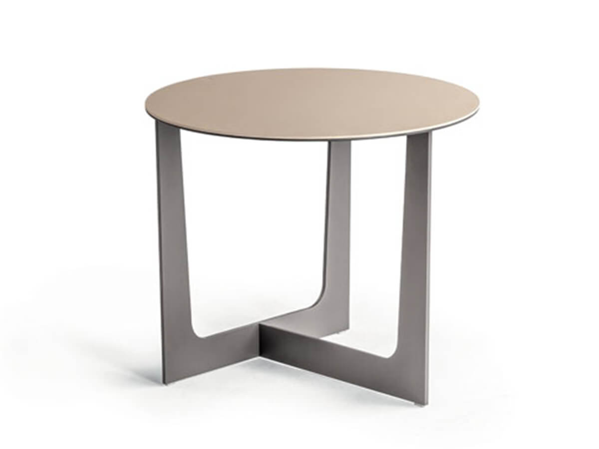 Poltrona Frau Ilary Coffee Table With Metal Base