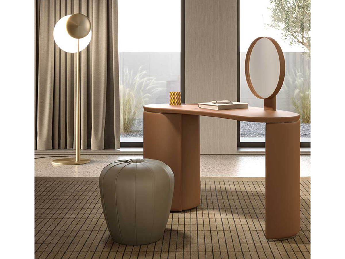 Stock N Roll Dressing Table