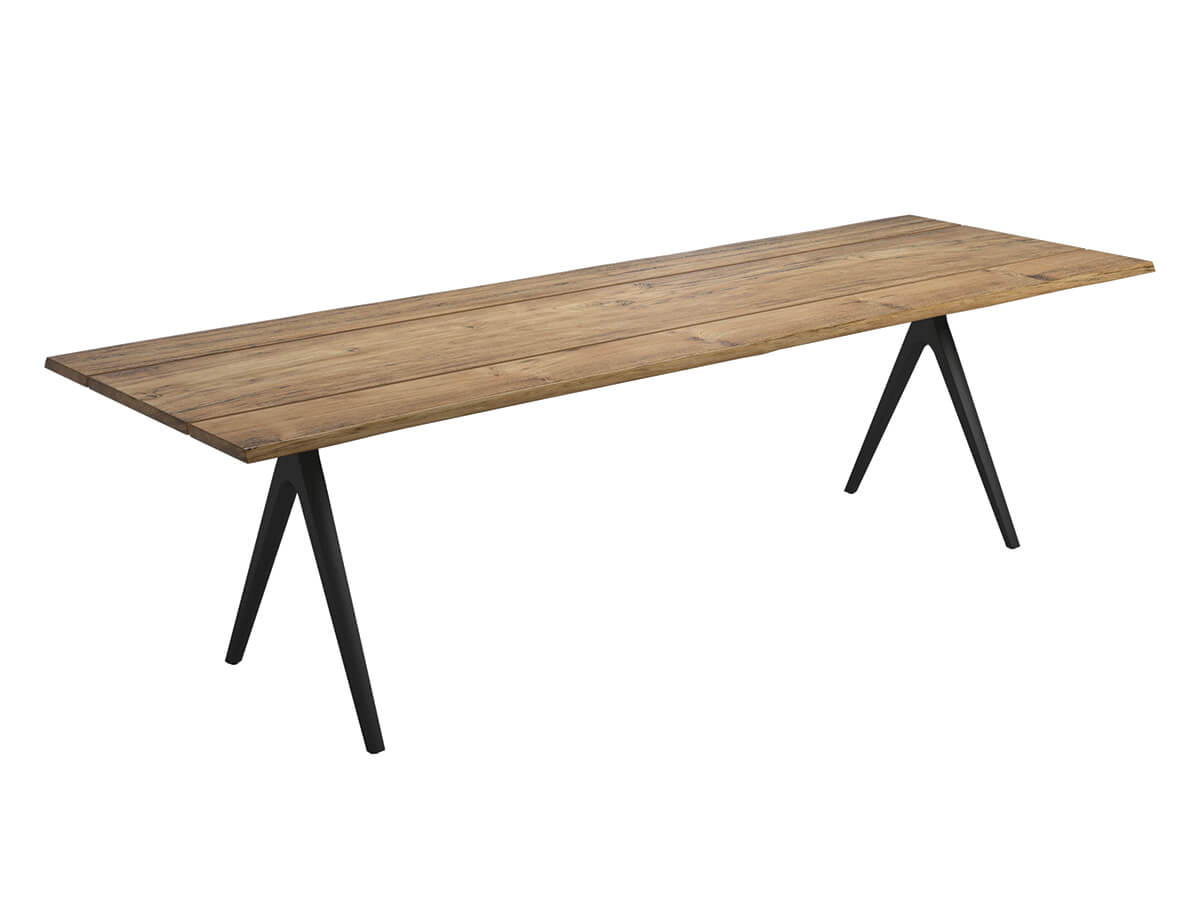 Gloster Raw Outdoor Table 