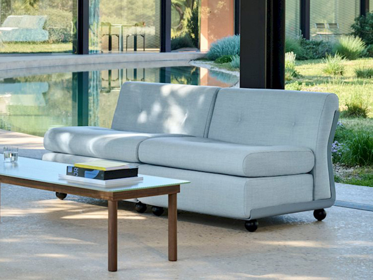 Amanta Sofa