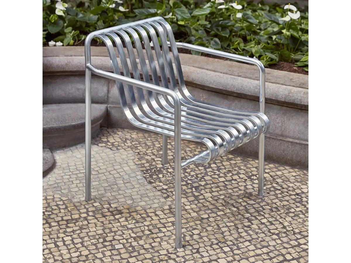 Palissade Outdoor Chair