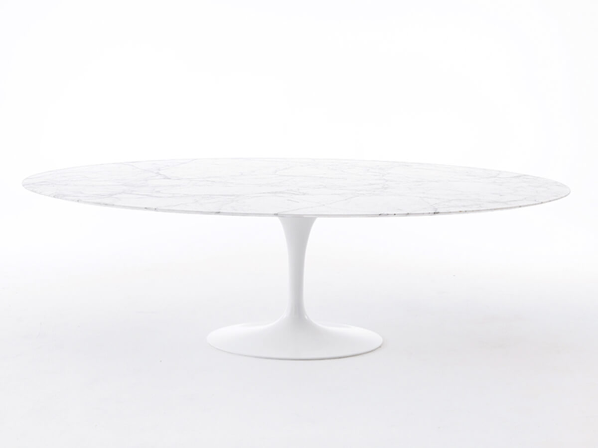 Knoll Saarinen Dining Table Oval-shaped