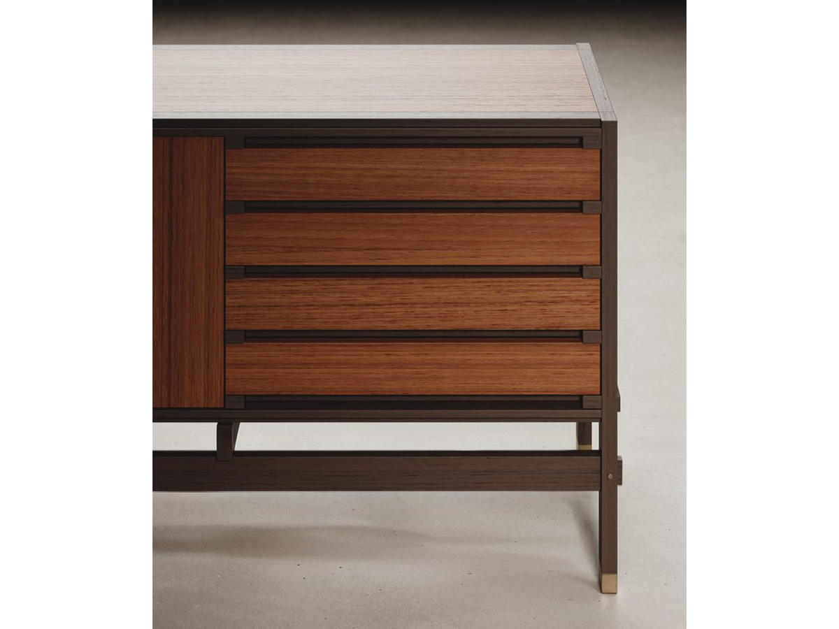 PB61 Sideboard
