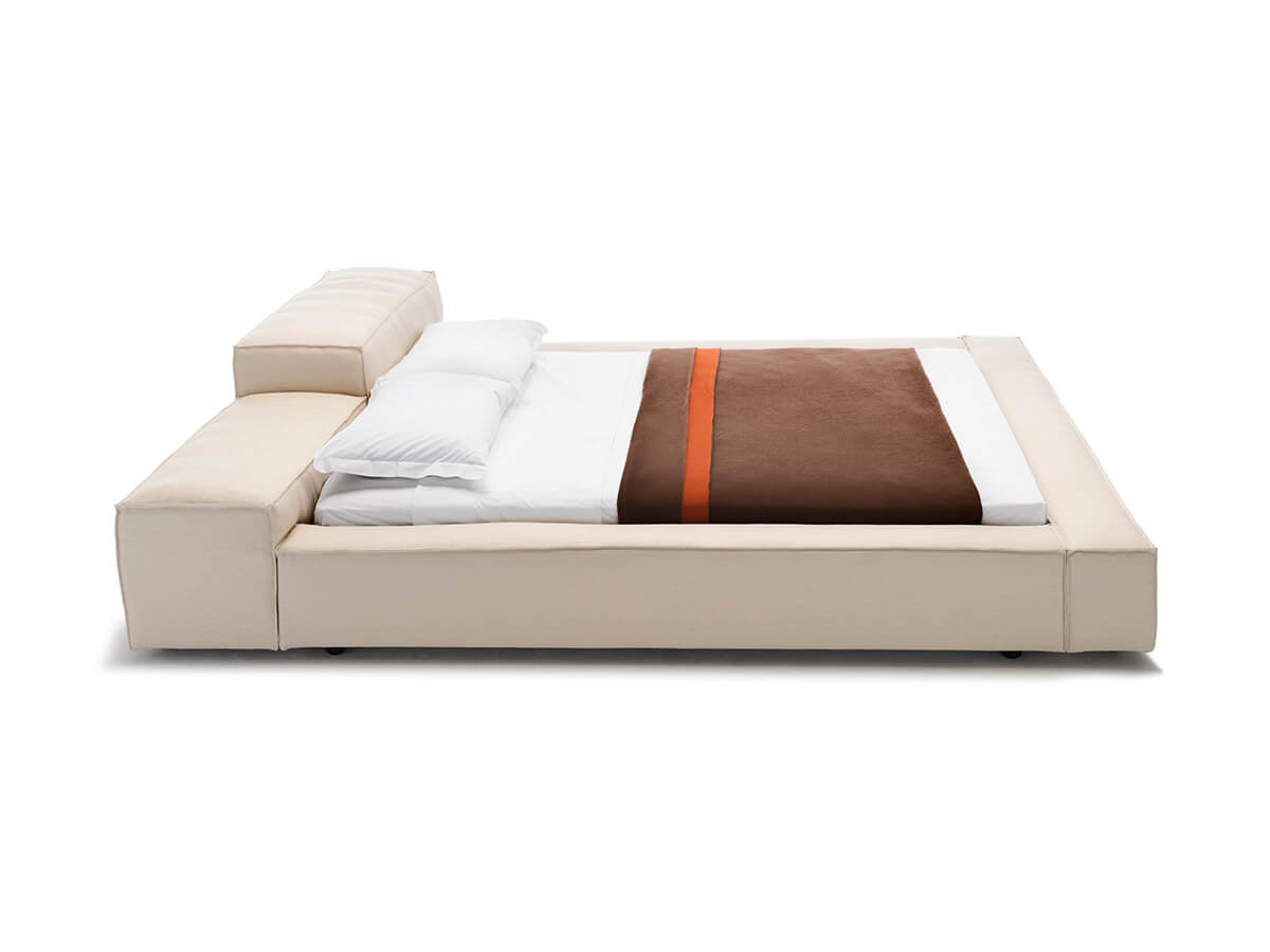 Living Divani Extrasoft Bed Letto 