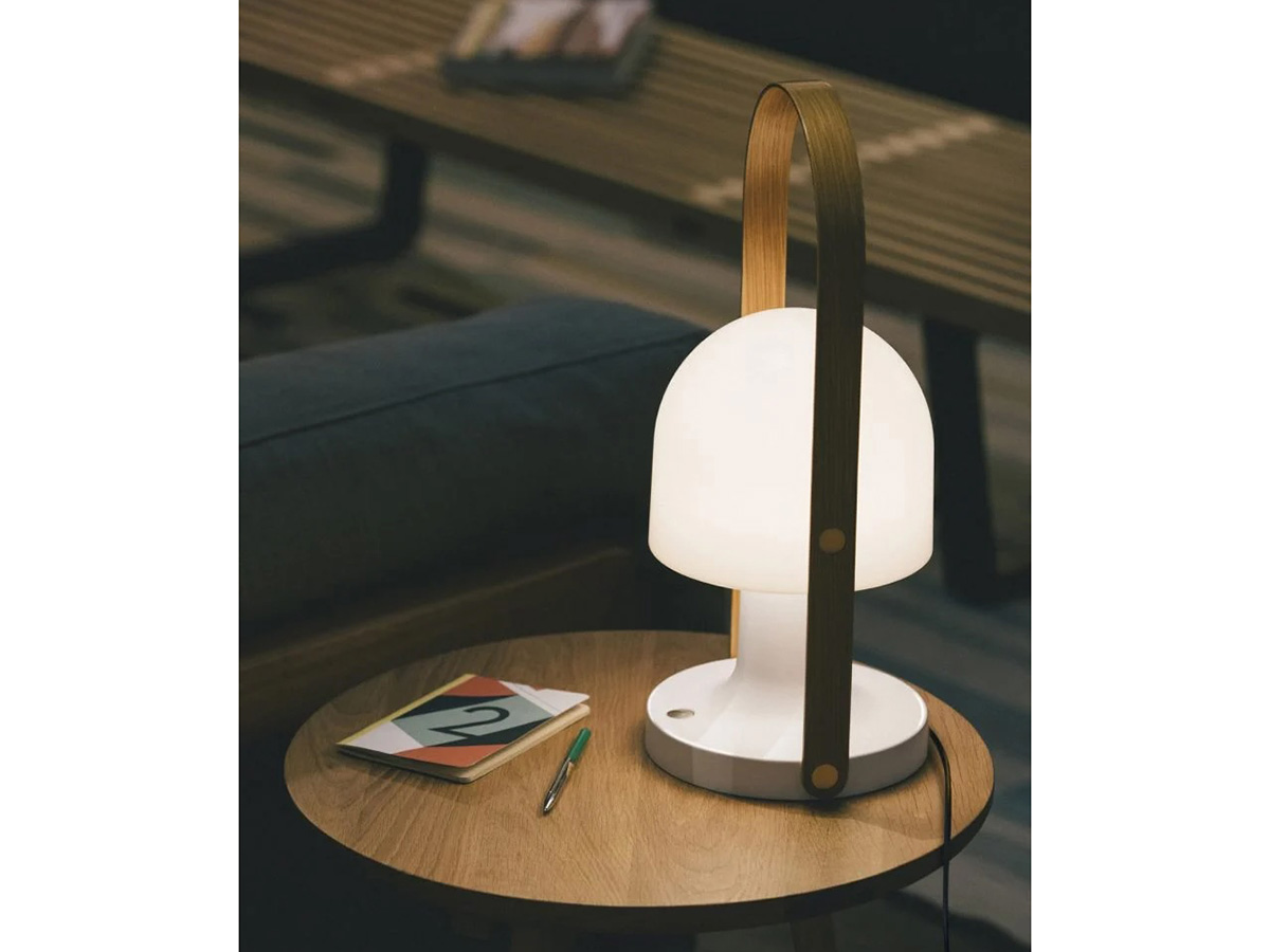 FollowMe Table Lamp