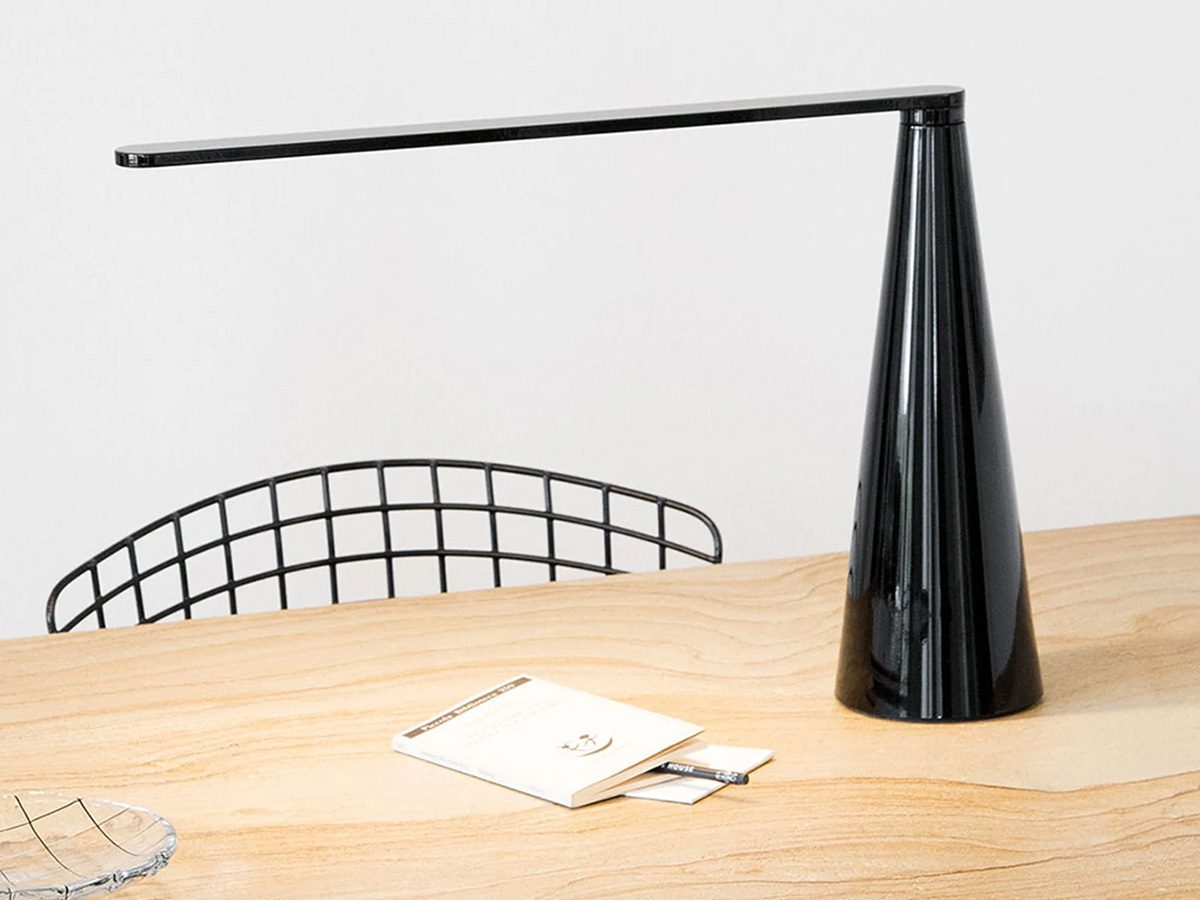 Elica Table Lamp