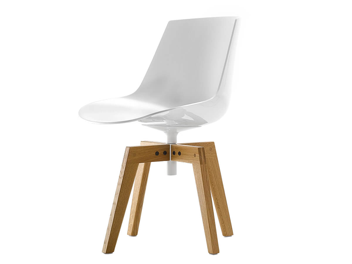 MDF Italia Flow Chair With 4 Legs in Oak