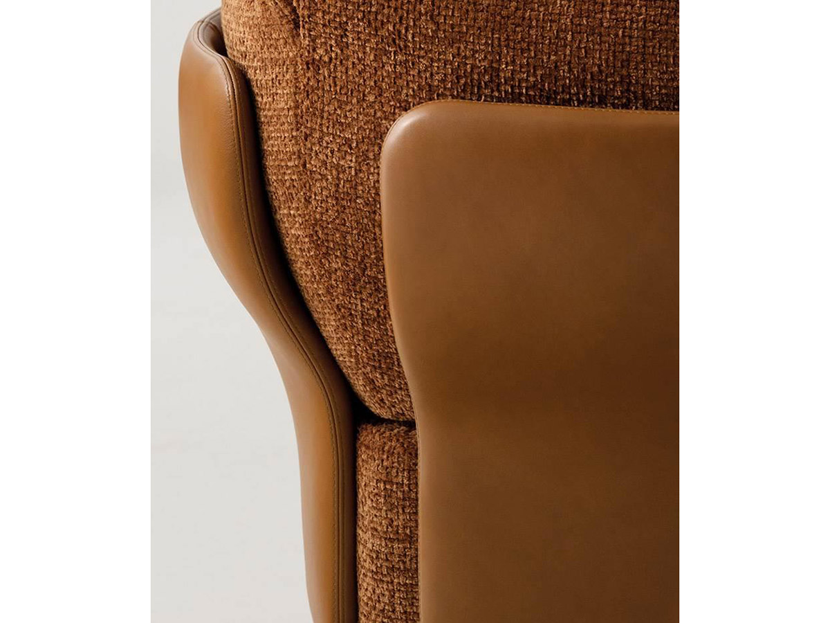 Saki Armchair