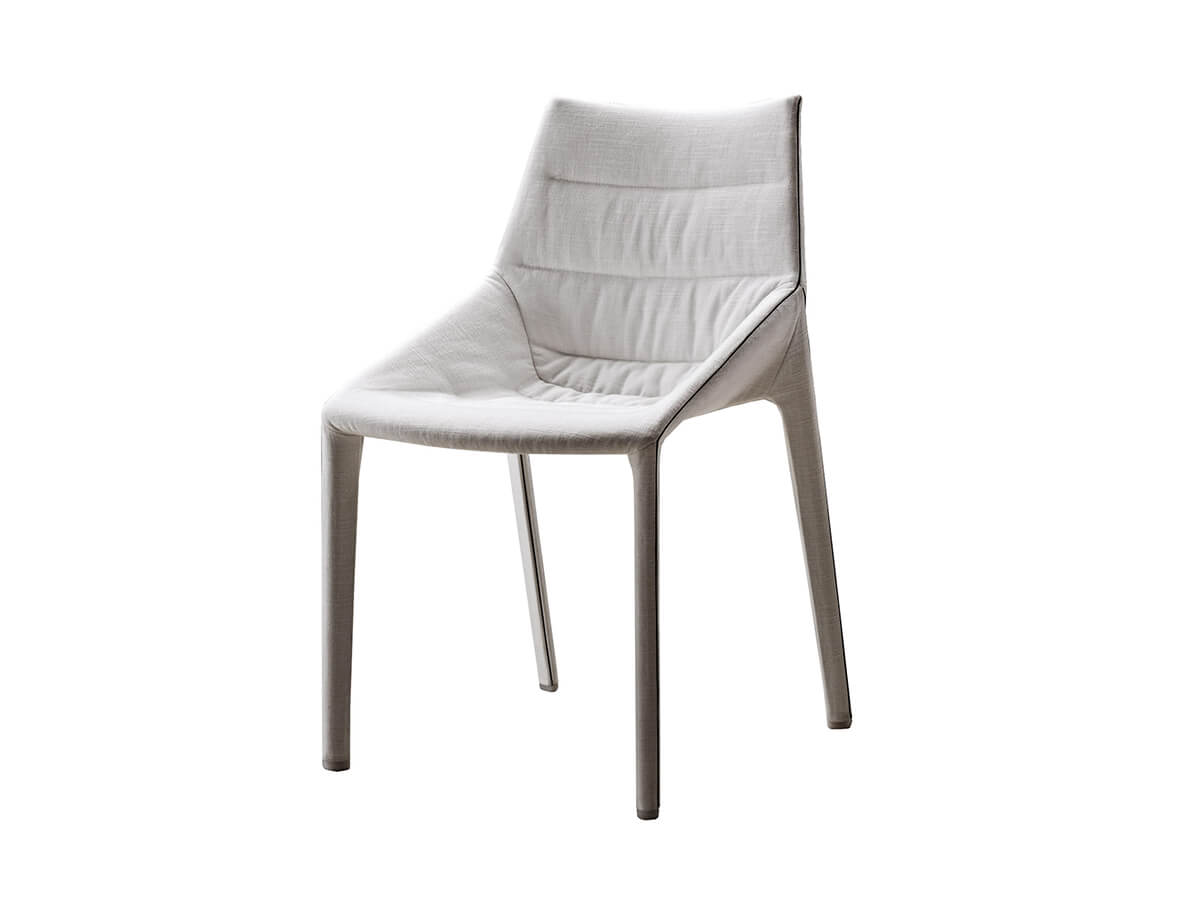 Molteni&C Outline Chair With Upholstered Legs