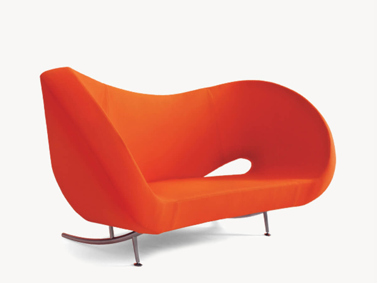 Victoria and Albert Divano