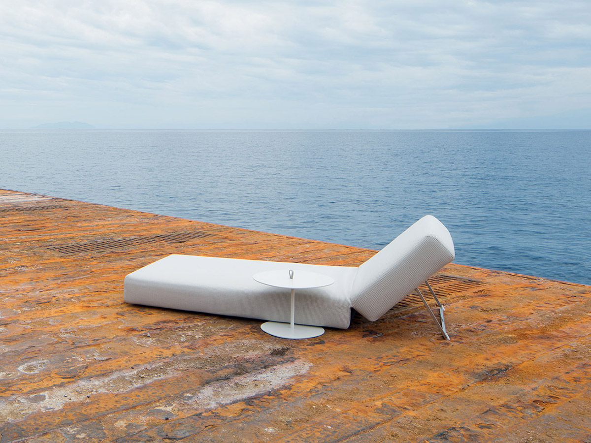 Strap Outdoor Coffee Table