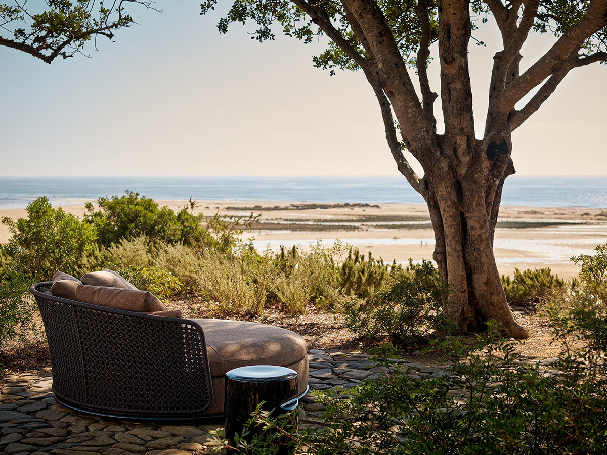 Soori Day Outdoor Armchair