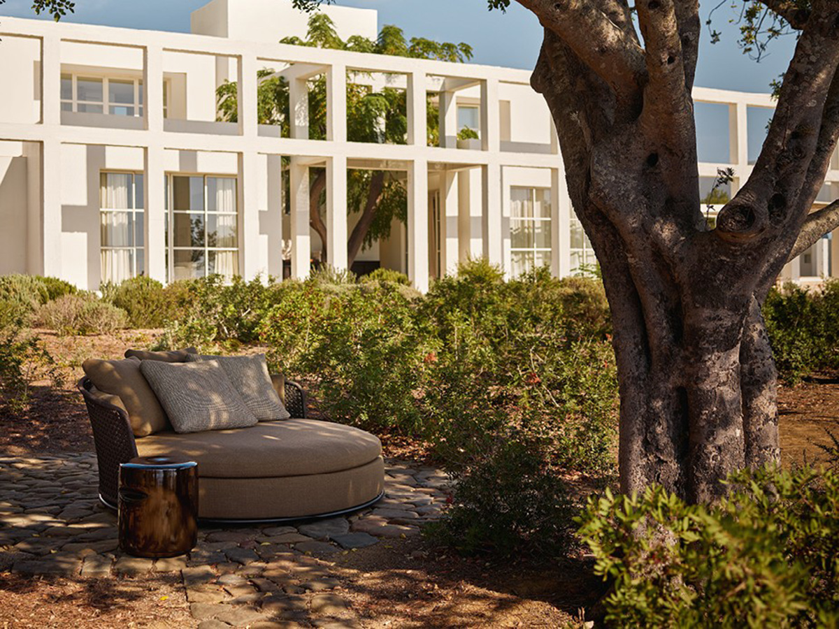 Soori Day Outdoor Armchair