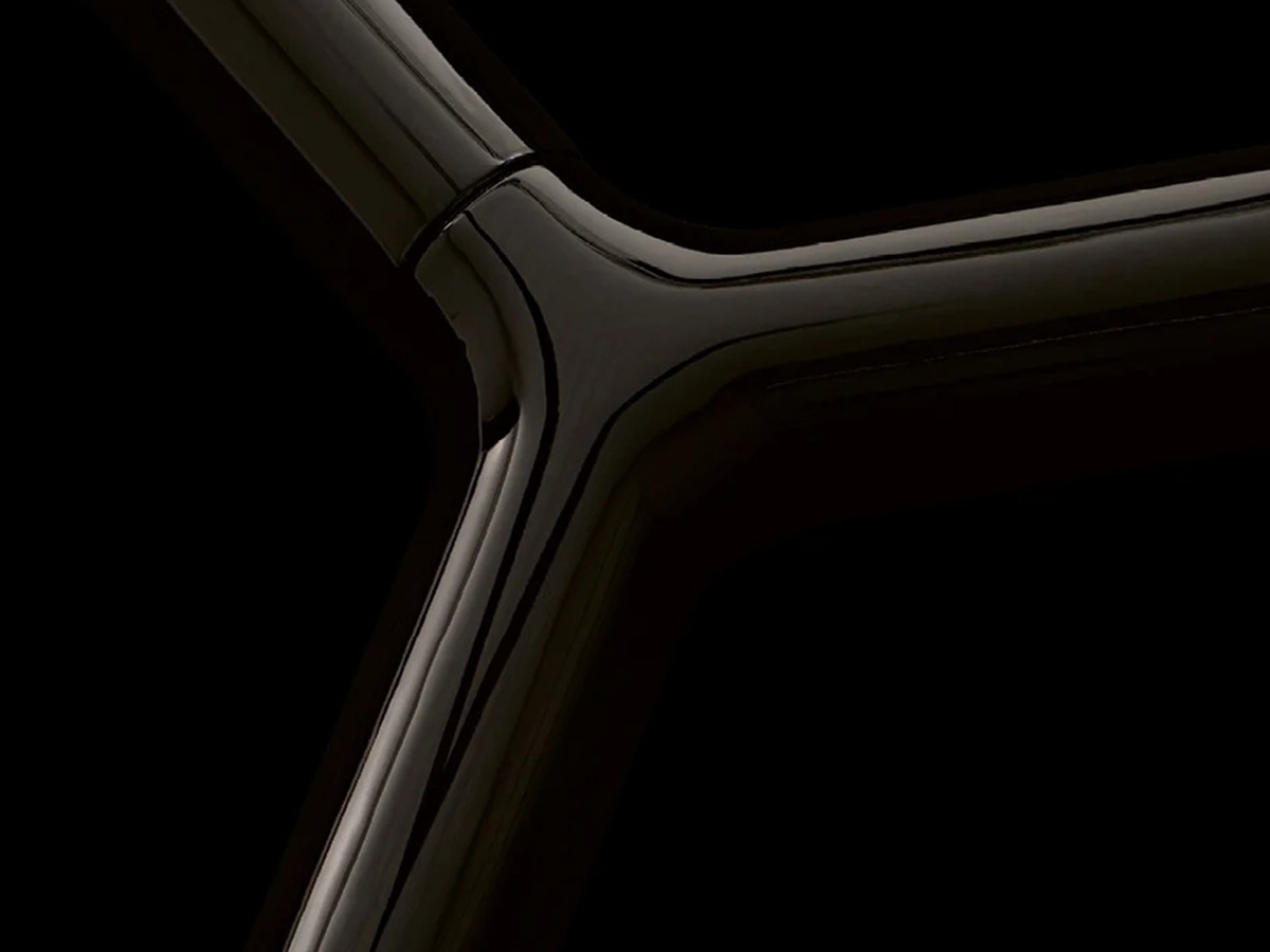 Concorde Table