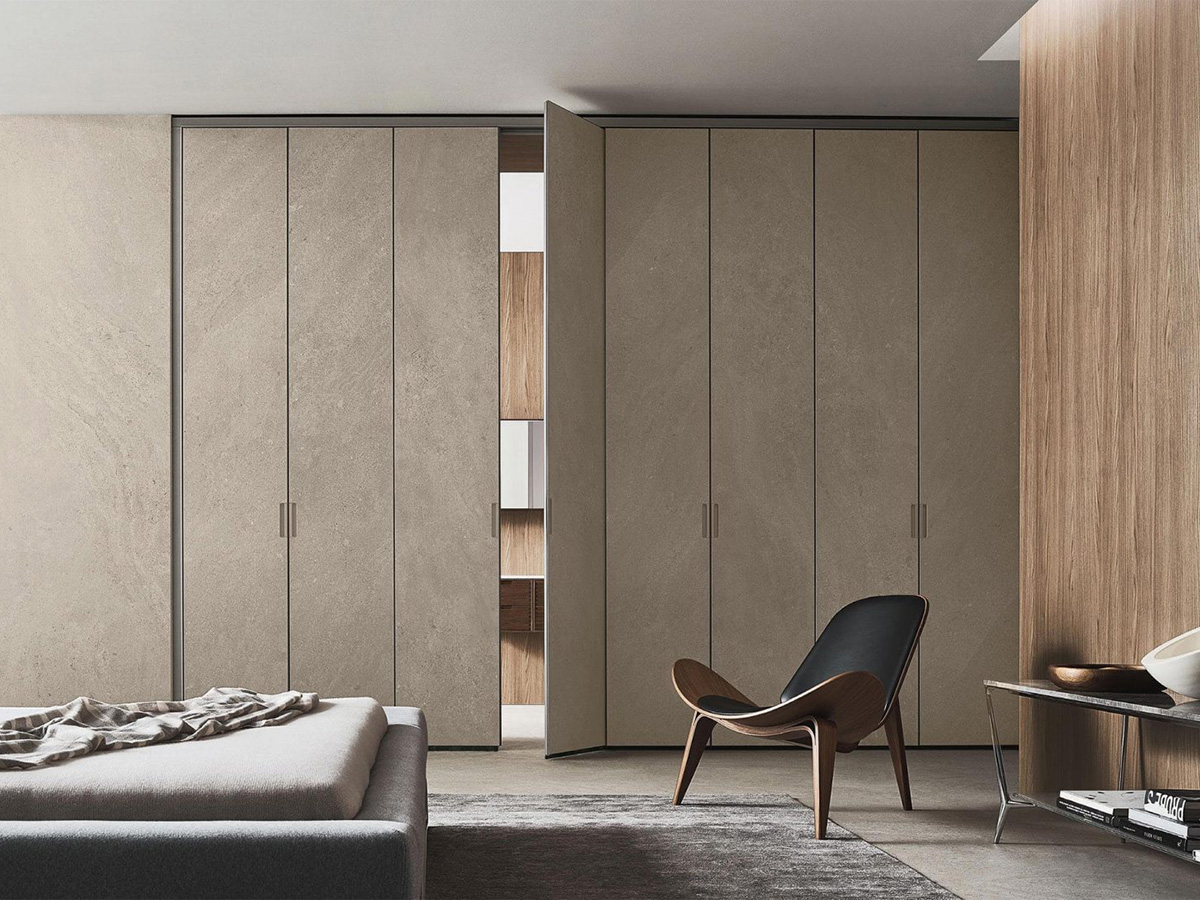 Cover Freestanding Wardrobe