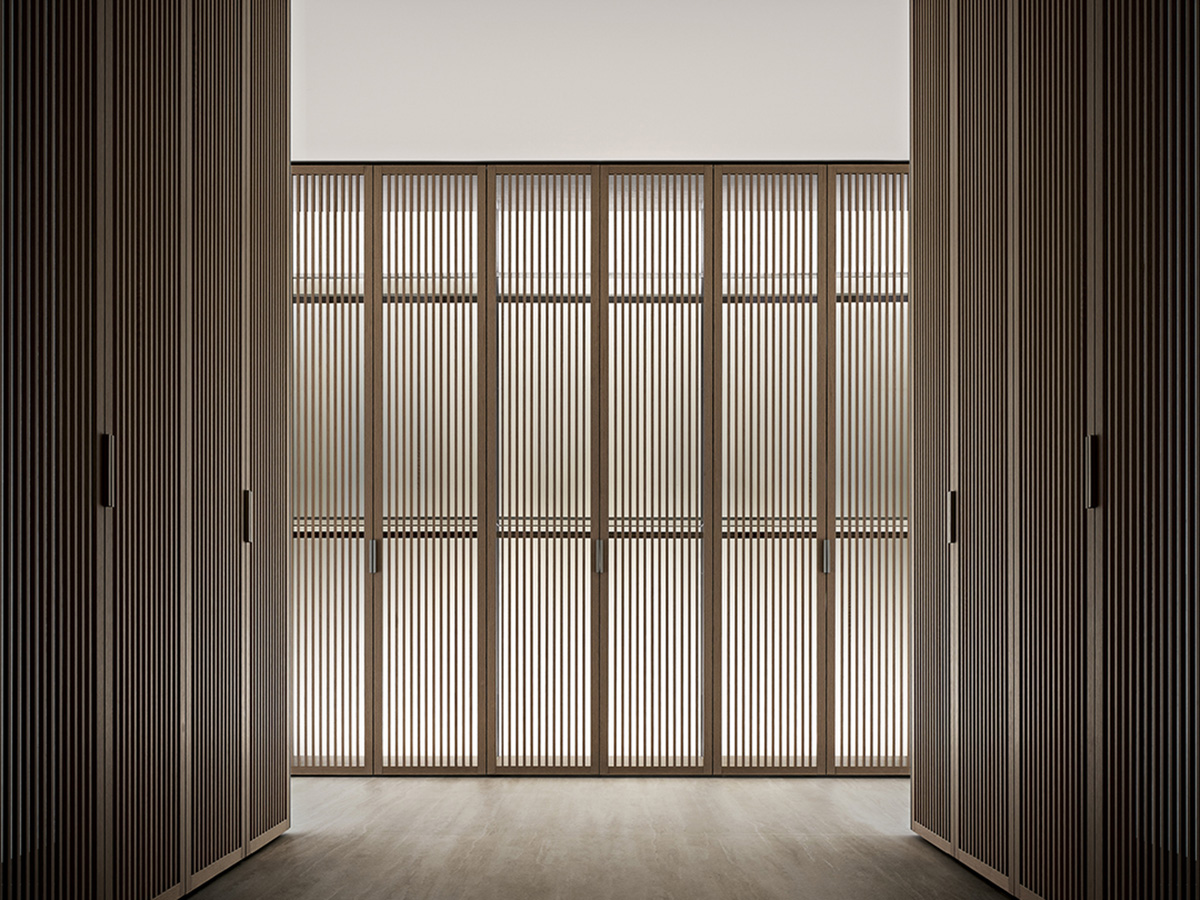 Cover Freestanding Wardrobe