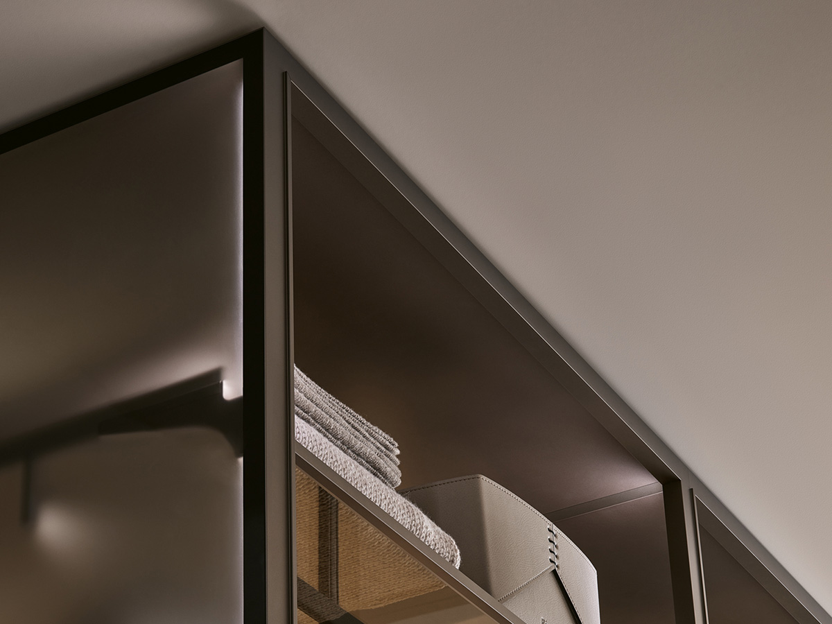 Cover Open Walk-in Closet