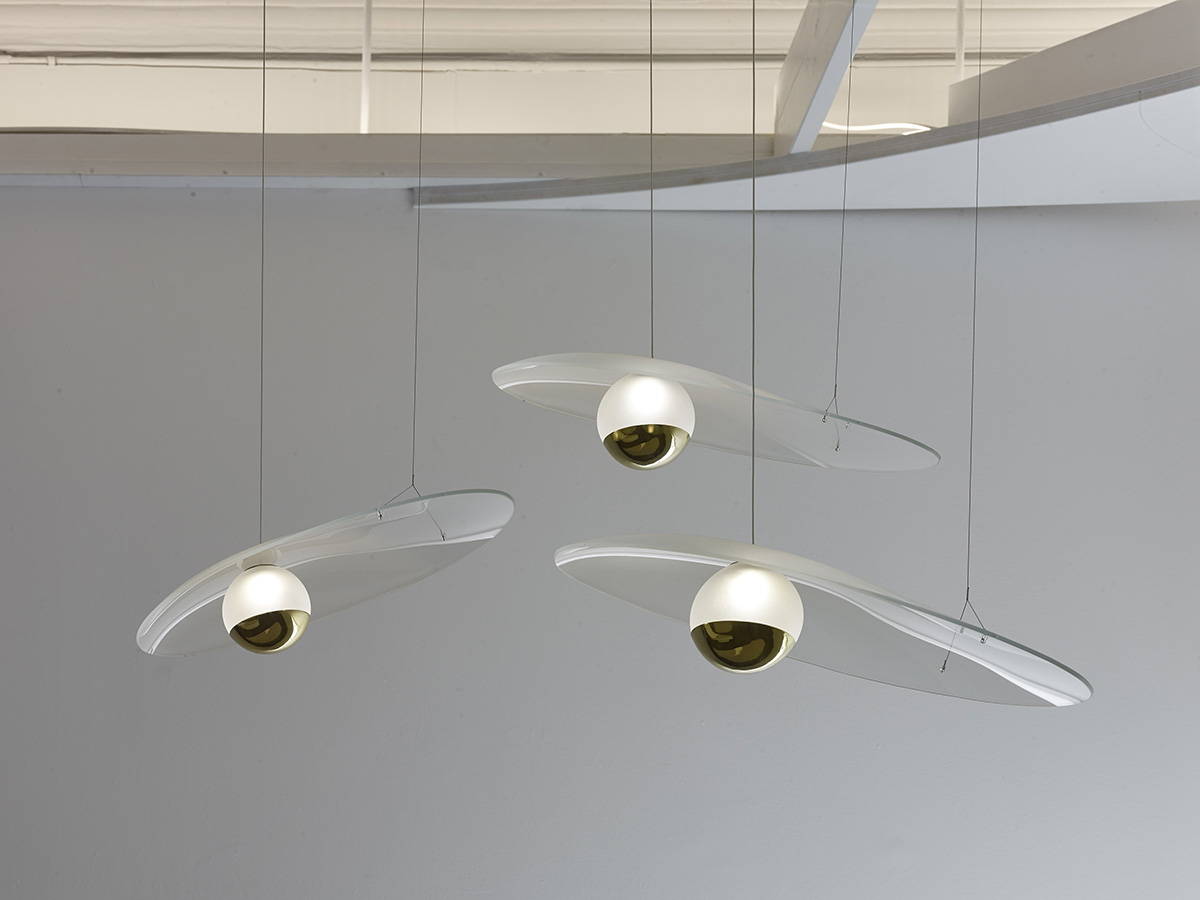 Oyster Pendant Light