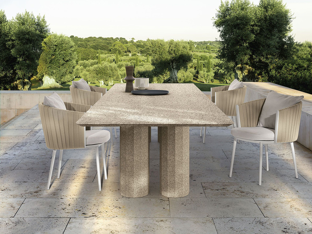 Salinas Outdoor Table