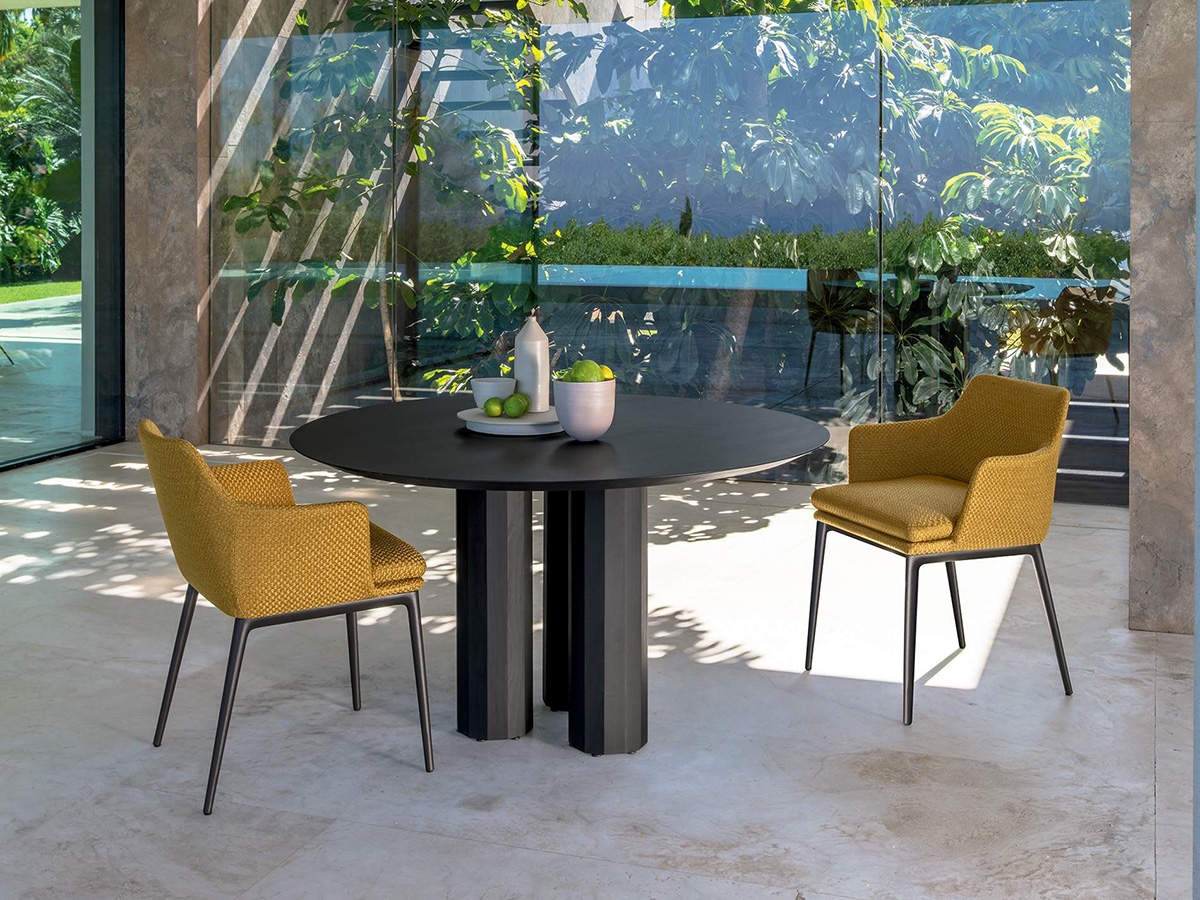 Salinas Outdoor Table