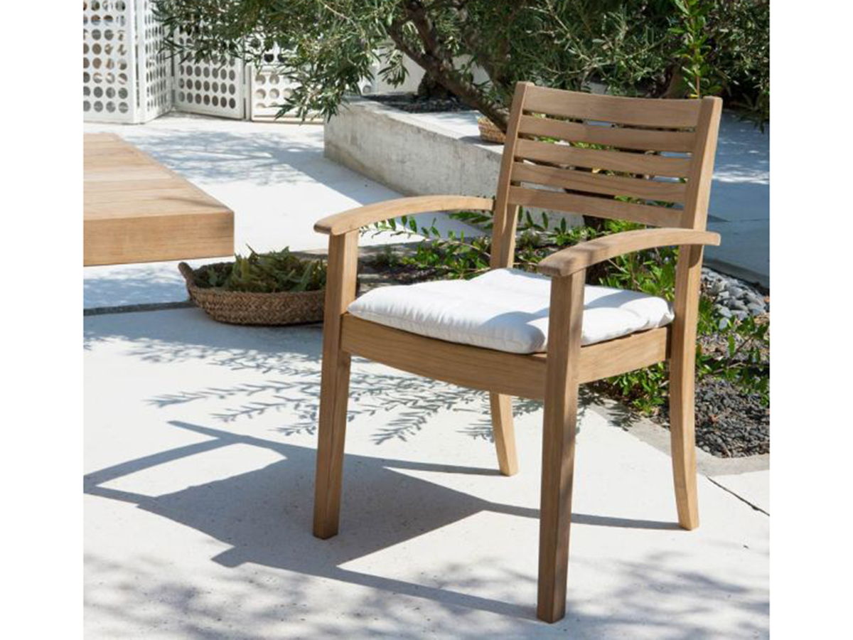 Chelsea Outdoor Chair with Armrests