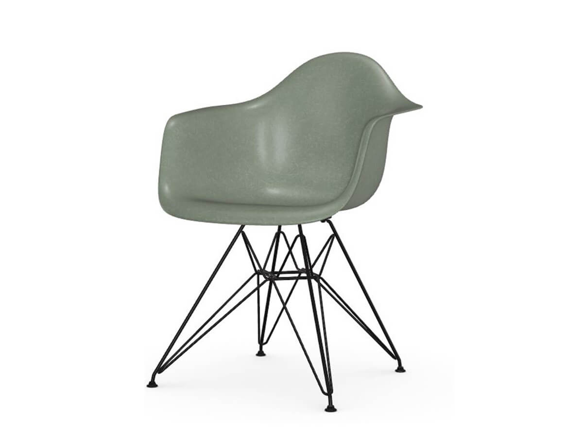 Vitra Eames Fiberglass Armchair Sedia DAR