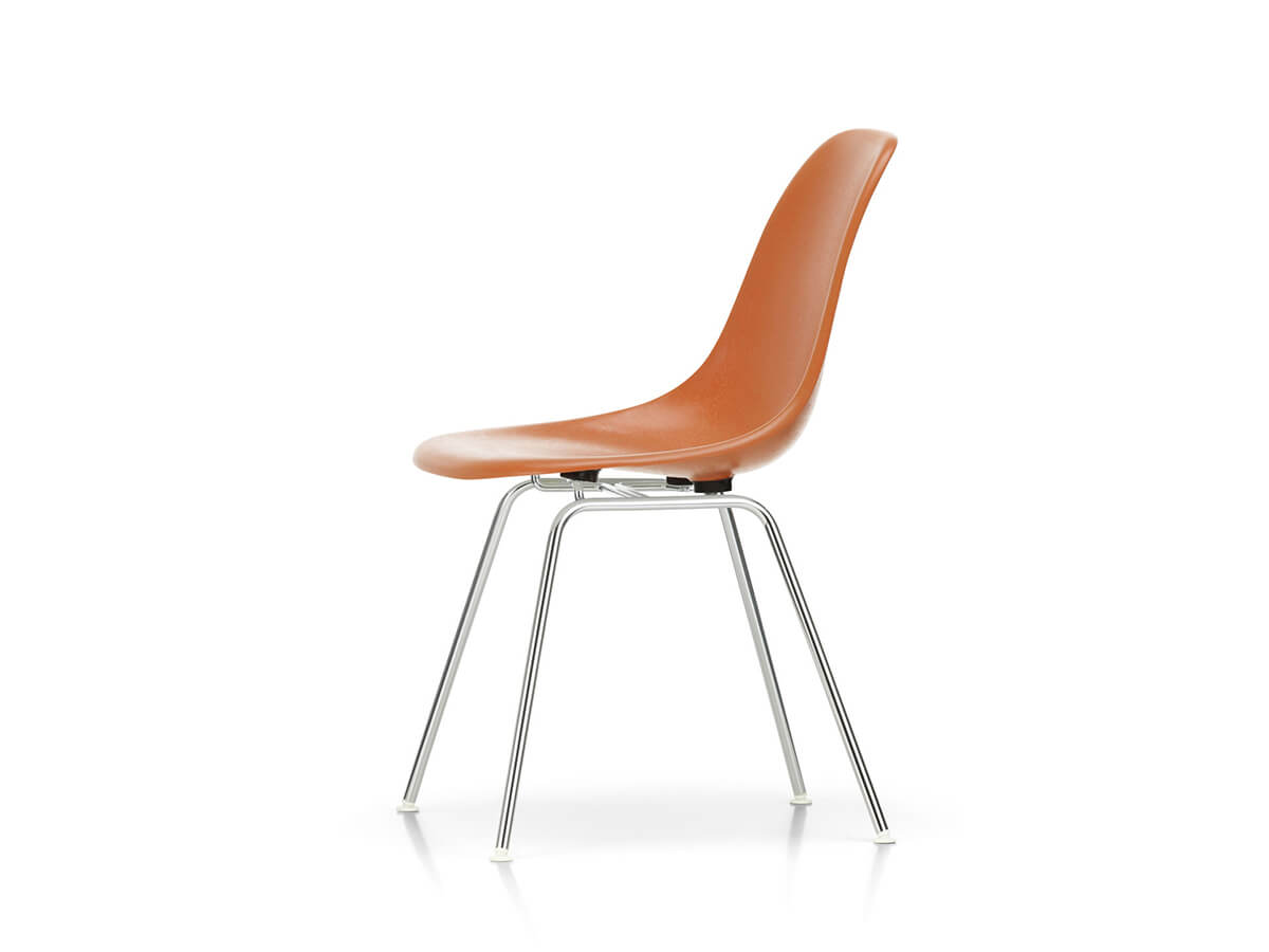 Eames Fiberglass Side Chair