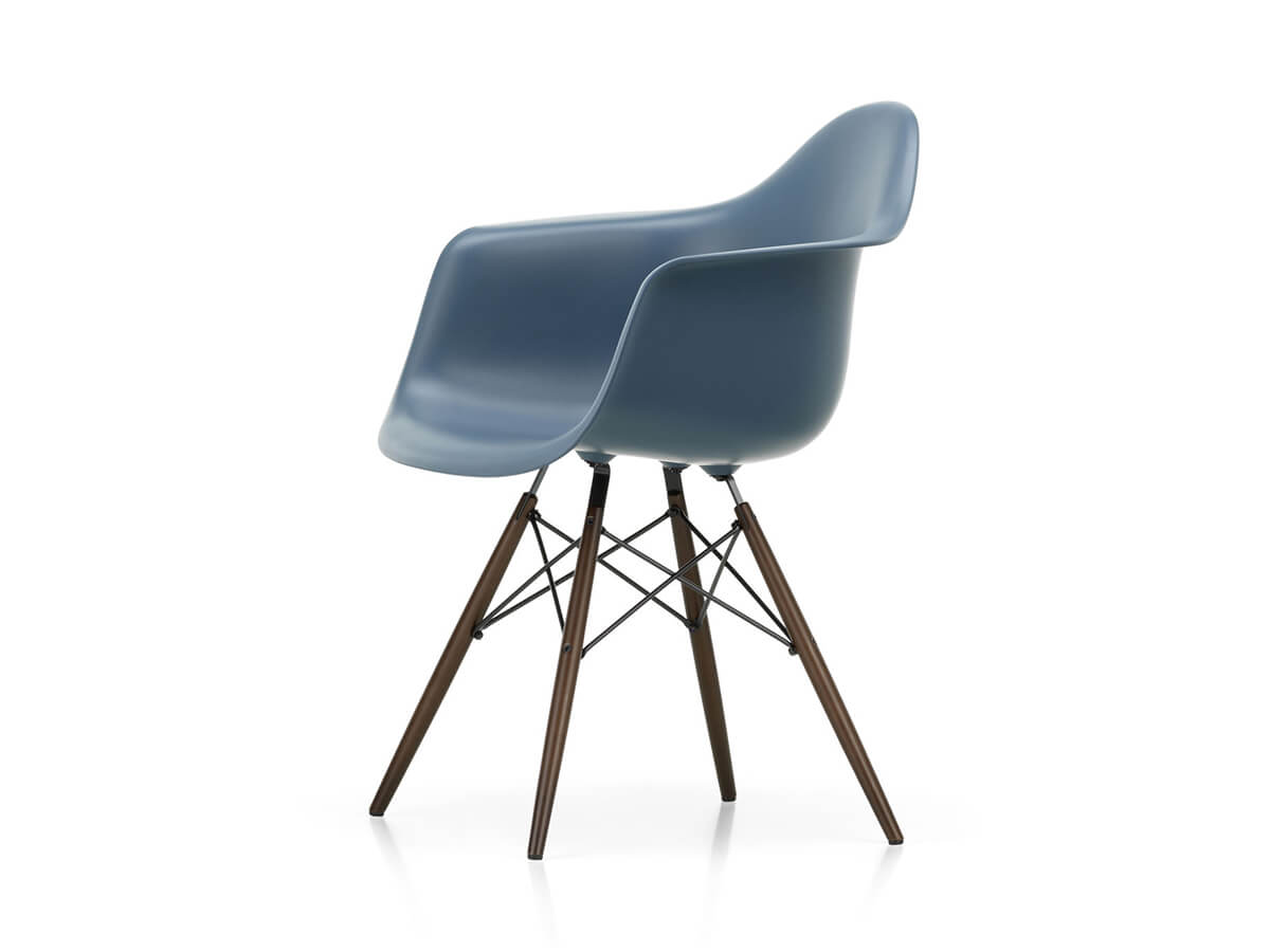 Vitra Eames Plastic Armchair Sedia DAW