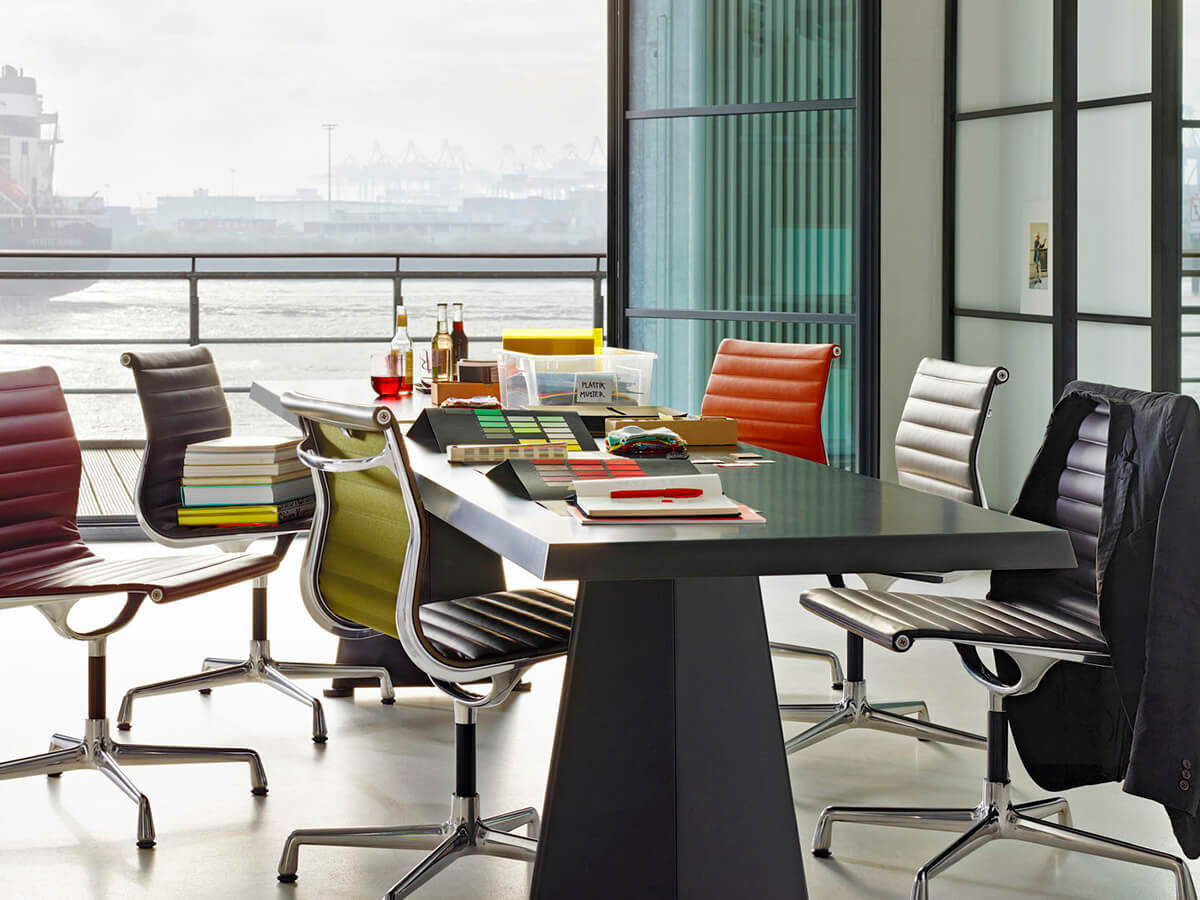 Trapèze Dining Table